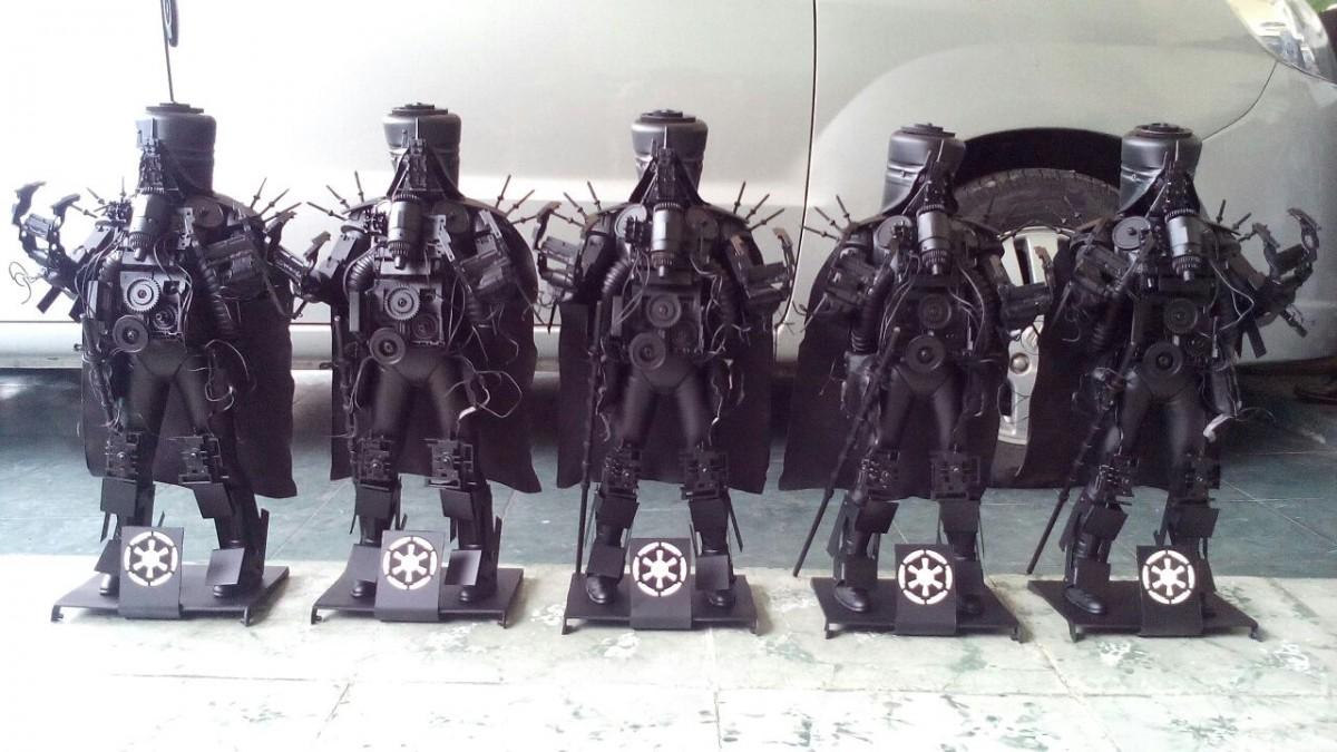 Harun Jahrun Mendesain Urban Toys dari Barang Bekas