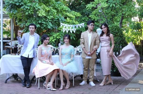 Inspirasi Outfit Prom Berkonsep Garden Party