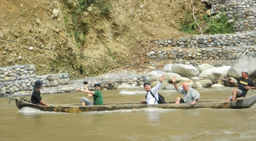 Leonardo Dicaprio Kunjungi Habitat Orangutan di Aceh