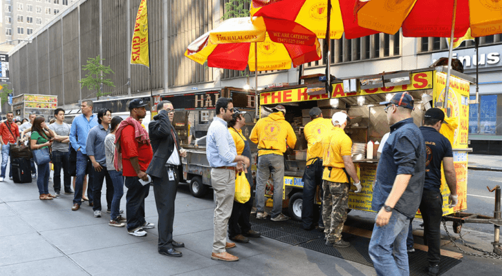 5 Alasan dibalik Kepopuleran Street Food The Halal Guys