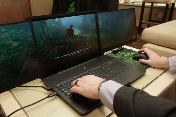 Razer Project Valerie, Laptop Gaming dengan Tiga Layar 4k