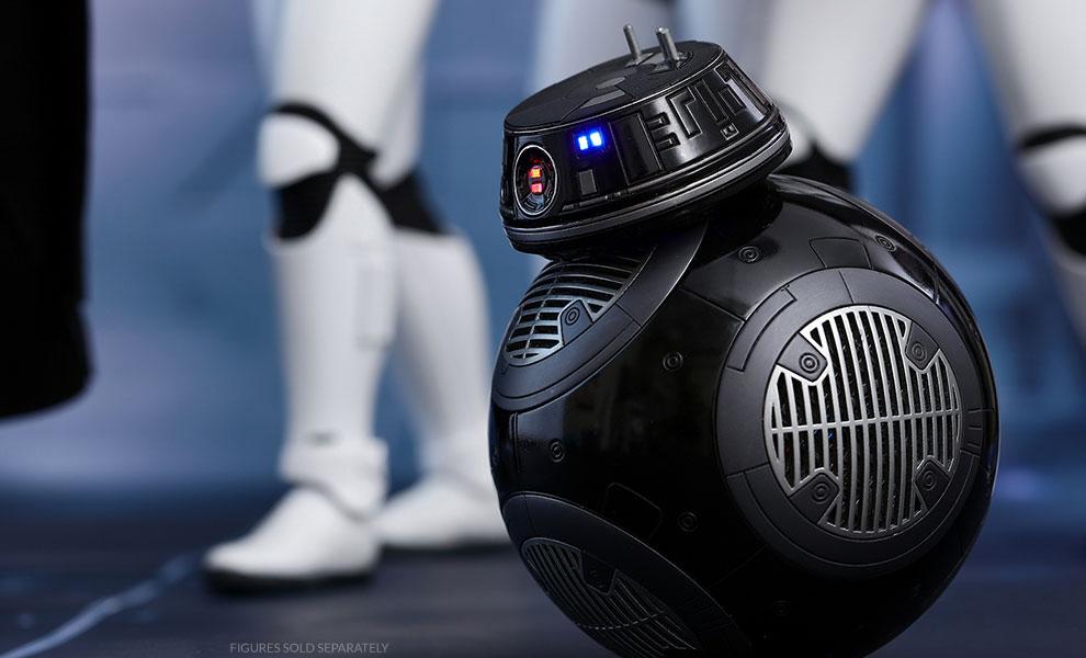 Suka Dengan BB-9E? Yuk Koleksi Toysnya!