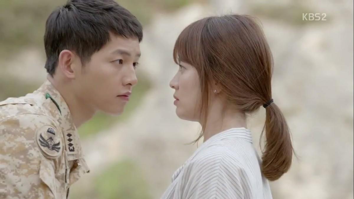 Kapten Yoo Si-jin dan Dokter Kang Mo-yeon Menikah dalam Descendants of the Sun 2