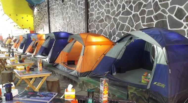 Kangen Suasana Camping, Kamu Harus ke Cafe Urban Camping Ini