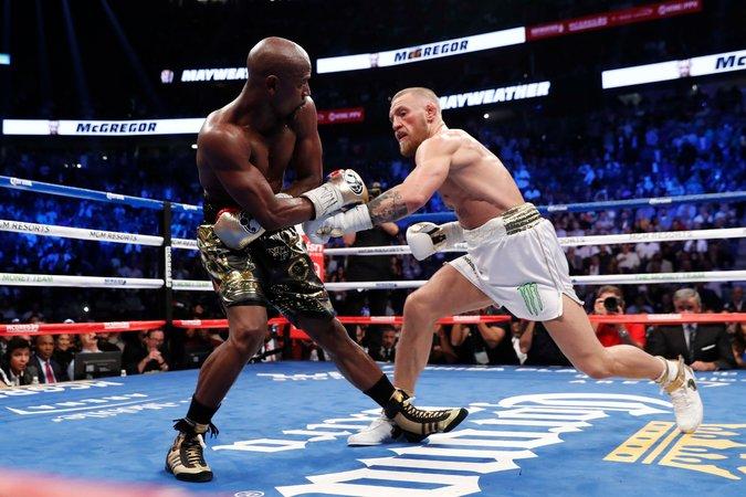 The Phenomenal Fight: 5 Alasan Kekalahan McGregor atas Mayweather Itu Wajar   