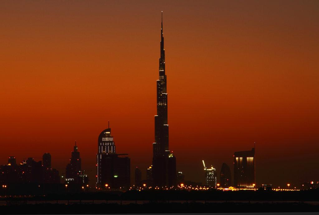 Terlalu Tinggi, Burj Khalifah Punya Tiga Zona Imsakiyah