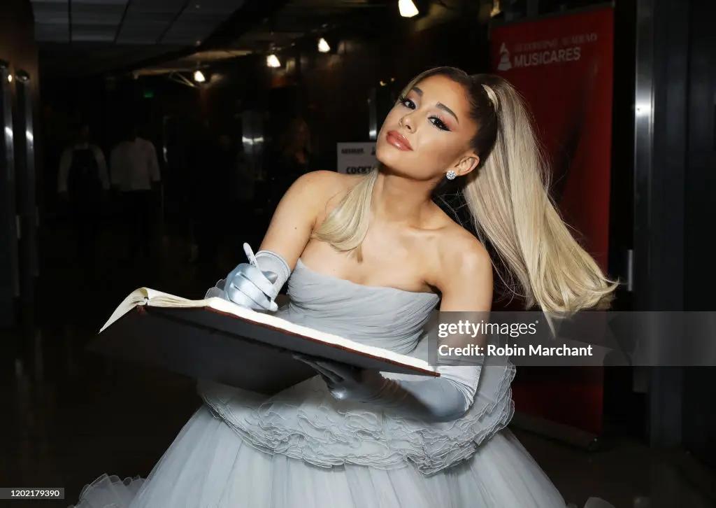 Mengupas Lebih Dalam Makna Lagu We Can’t Be Friends (Wait For Your Love) Ariana Grande