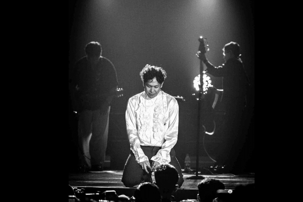 Makna Mendalam Lagu Everything U Are: Tentang Ketulusan, Penerimaan, Dan Cinta Apa Adanya