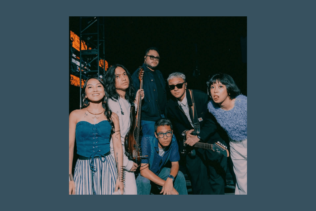 Makna Lagu Terbuang Dalam Waktu – Perjalanan Emosi, Luka, dan Cinta Abadi