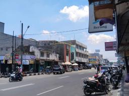 Parkir Liar di Jalan Mayor Syafe'i Ketika Regulasi Bertemu Realitas Lapangan